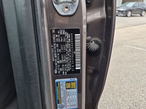 Used 2019 Kia Sorento AWD V6 image 10