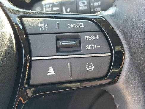 Used 2024 Honda CR-V EX-L image 24
