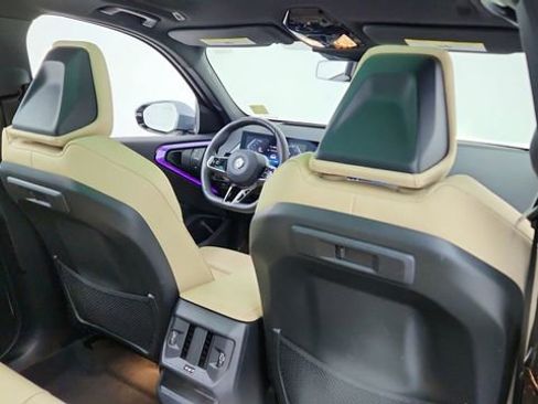 Used 2025 BMW X3 xDrive30i image 28