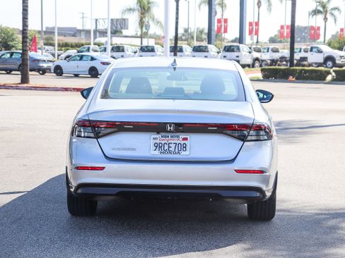 Certified 2024 Honda Accord EX image 12