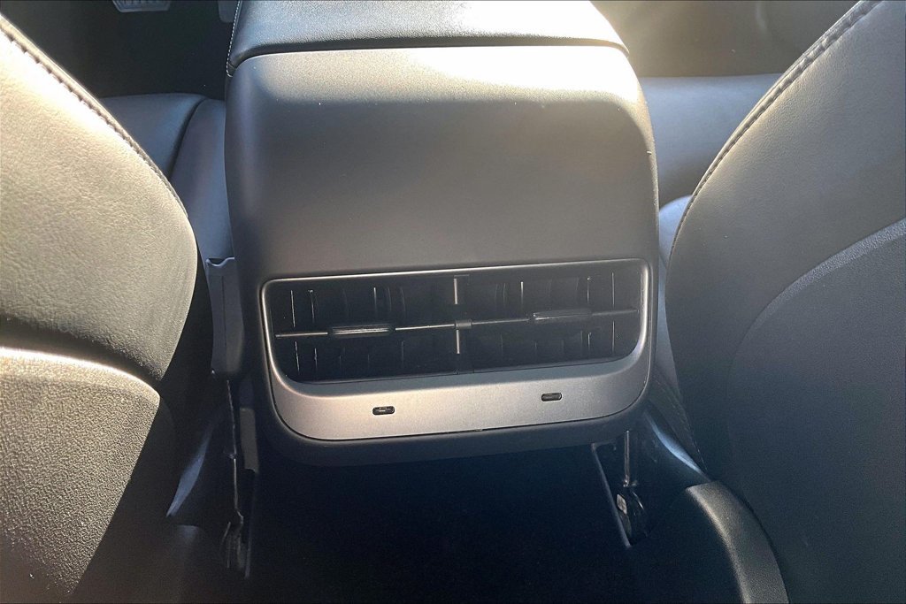 Used 2023 Tesla Model 3 Standard Range RWD image 32