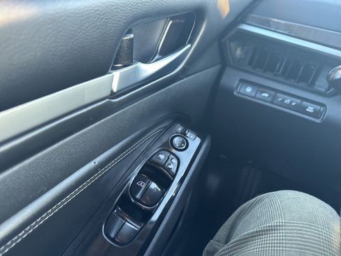 Used 2023 Nissan Altima 2.5 SV w/ SV Premium Package image 20