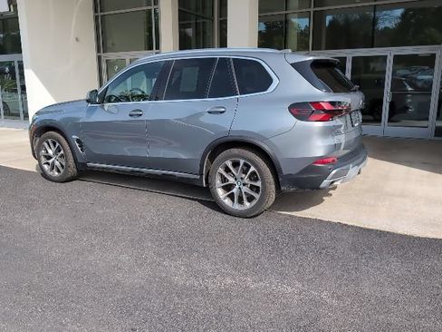 Used 2024 BMW X5 xDrive40i w/ Premium Package AWD/4WD image 7