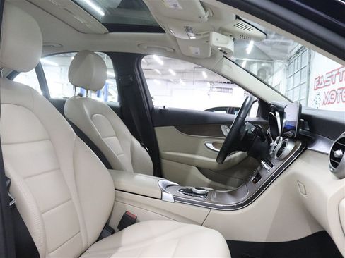 Used 2020 Mercedes-Benz C 300 4MATIC Sedan image 27