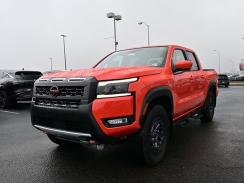 New 2026 Nissan Frontier PRO-4X w/ Pro-4x Convenience Package image 4