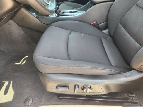 Used 2024 Chevrolet Malibu LT FWD image 22
