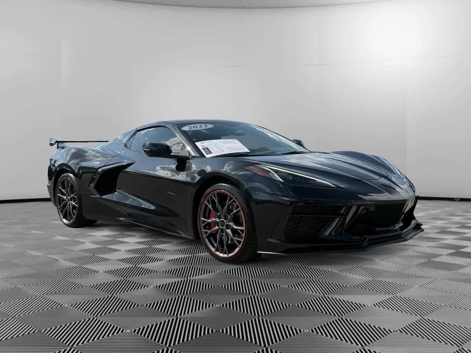Used 2023 Chevrolet Corvette Stingray Premium Conv w/ Z51 Performance Package RWD image 6