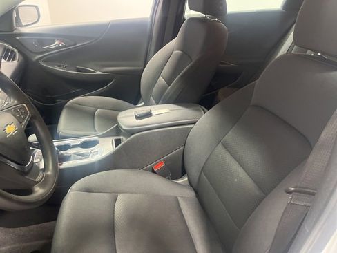 Used 2024 Chevrolet Malibu LT image 8