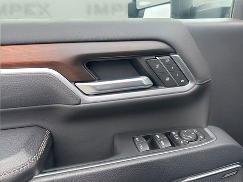 Used 2025 GMC Sierra 3500 Denali w/ Denali Reserve Package image 30