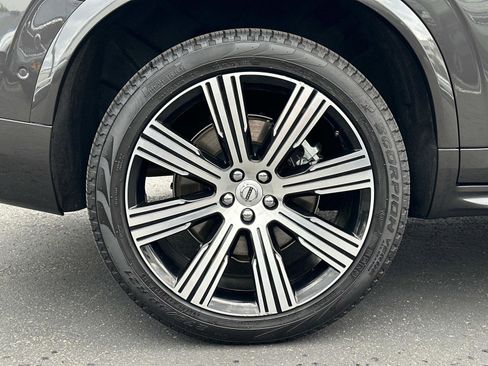 Certified 2024 Volvo XC90 T8 Plus image 27