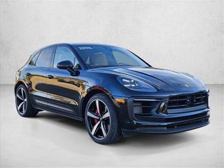 Used 2023 Porsche Macan S video 3