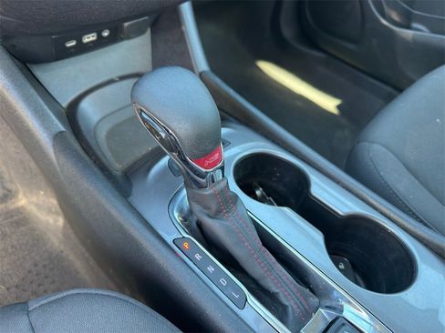 Used 2023 Chevrolet Malibu RS image 19