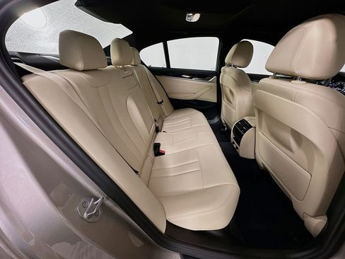 Used 2017 BMW 530i image 28