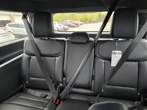 New 2025 Ford Expedition Max Platinum w/ Stealth Performance Package image 15