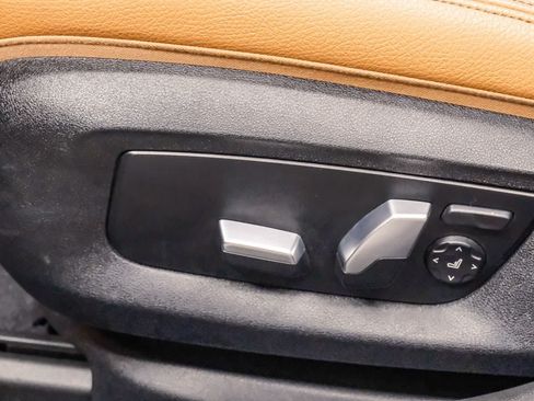 Used 2019 BMW 540i RWD image 28