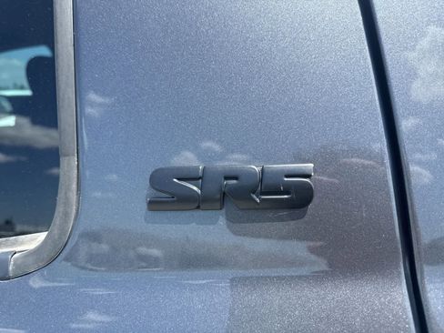 Used 2020 Toyota Tundra SR5 AWD/4WD image 19