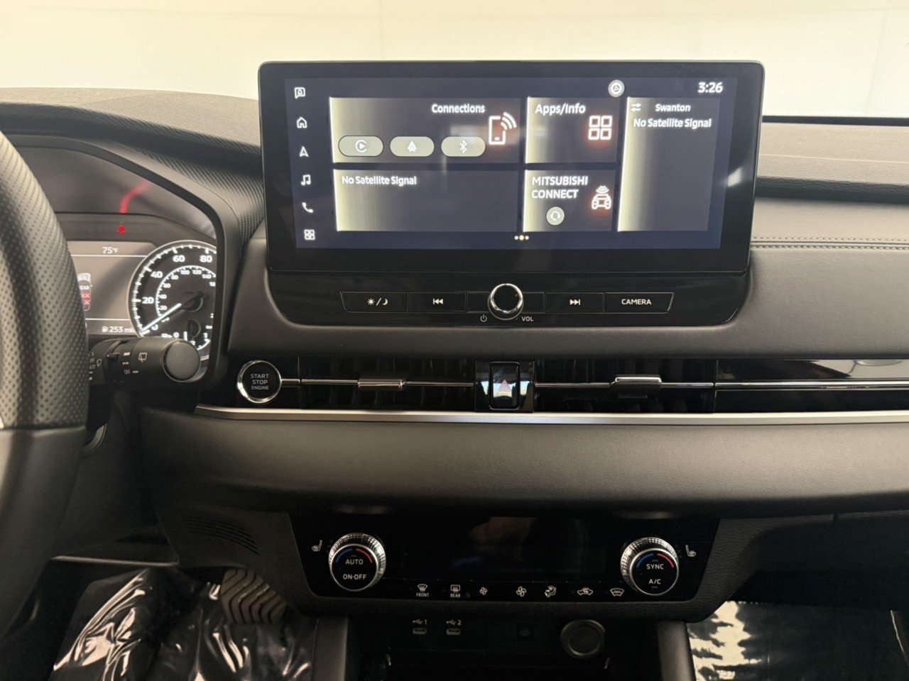 Used 2025 Mitsubishi Outlander SE AWD/4WD image 20