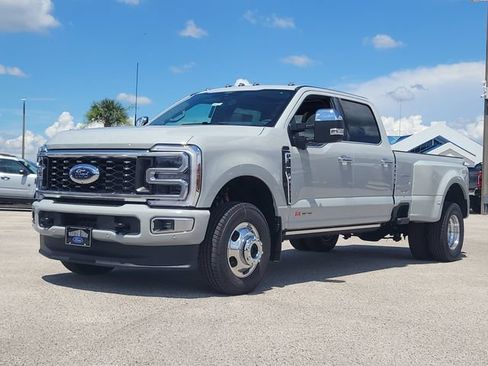 New 2026 Ford F350 Platinum w/ Platinum Plus Package AWD/4WD image 34