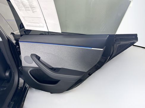 Used 2025 Tesla Model 3 Long Range image 30