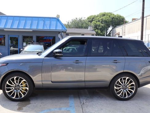 Used 2018 Land Rover Range Rover AWD/4WD image 4