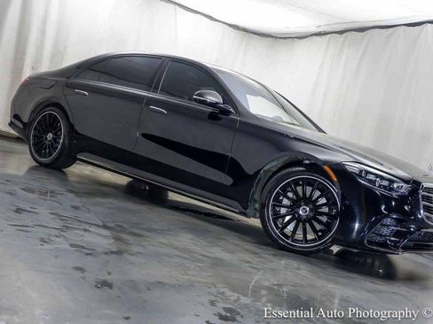 Used 2023 Mercedes-Benz S 580e 4MATIC Sedan image 4