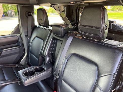 Used 2025 Ford Bronco Outer Banks AWD/4WD image 26