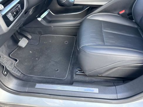 Used 2025 Cadillac Lyriq Sport image 21