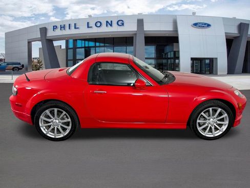 Used 2008 MAZDA MX-5 Miata Grand Touring w/ Premium Pkg RWD image 6