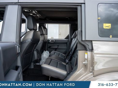 New 2026 Ford Bronco 4-Door AWD/4WD image 21