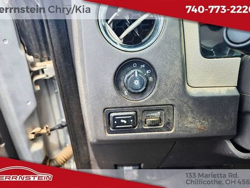 Used 2010 Ford F150 XLT AWD/4WD image 12