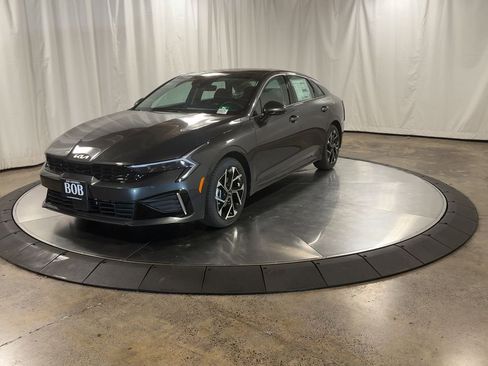 New 2026 Kia K5 EX image 4