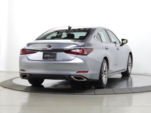 Used 2023 Lexus ES 350 w/ Accessory Package (Z2) FWD image 9