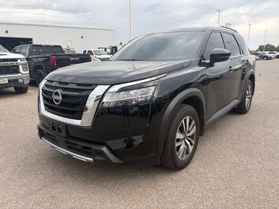 Used 2024 Nissan Pathfinder SL