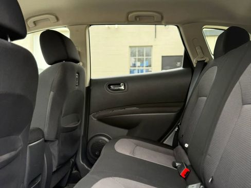 Used 2012 Nissan Rogue SV image 20