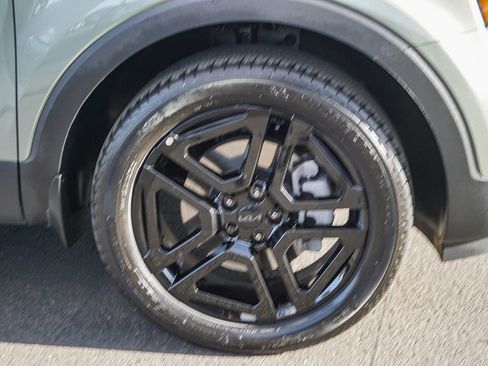 Certified 2025 Kia Telluride SX X-Line AWD/4WD image 10