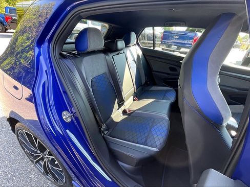 Used 2025 Volkswagen Golf w/ Euro Style Package AWD/4WD image 25