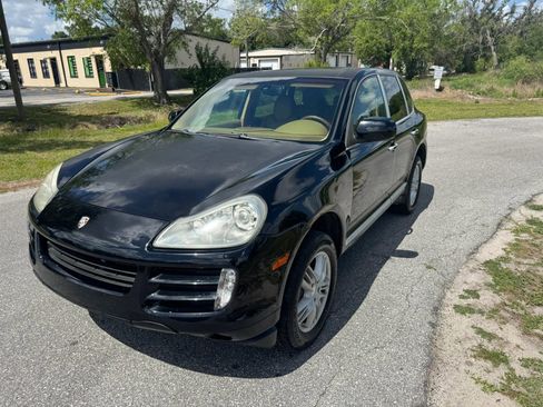 Used 2009 Porsche Cayenne AWD/4WD image 12