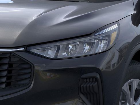 Used 2025 Ford Escape Active w/ Active Premium Tech Pack AWD/4WD image 19