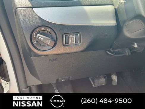 Used 2019 Dodge Grand Caravan GT FWD image 18