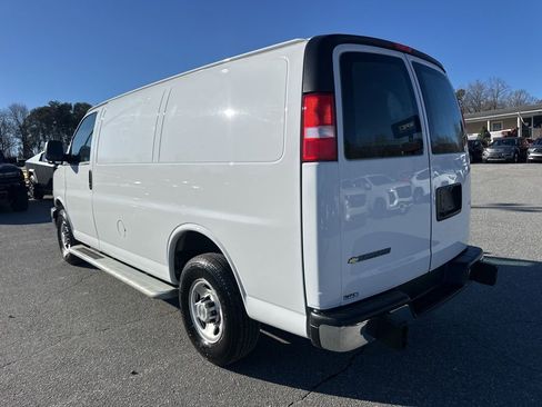 Used 2024 Chevrolet Express 2500 w/ Driver Convenience Package image 3