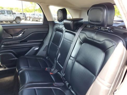Certified 2023 Lincoln Corsair AWD image 29
