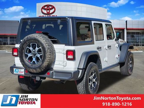 Used 2022 Jeep Wrangler Unlimited Rubicon w/ Cold Weather Group image 6