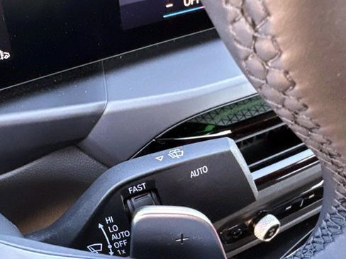 Used 2025 BMW 230i 230i image 24