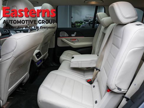 Used 2023 Mercedes-Benz GLS 450 4MATIC w/ AMG Line Exterior image 24