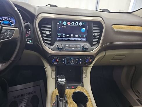 Used 2018 GMC Acadia Denali w/ Technology Package AWD/4WD image 17