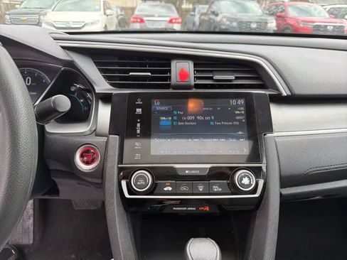 Used 2018 Honda Civic EX image 27