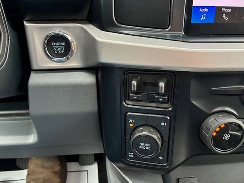 Used 2024 Ford F350 XLT w/ XLT Premium Package image 25