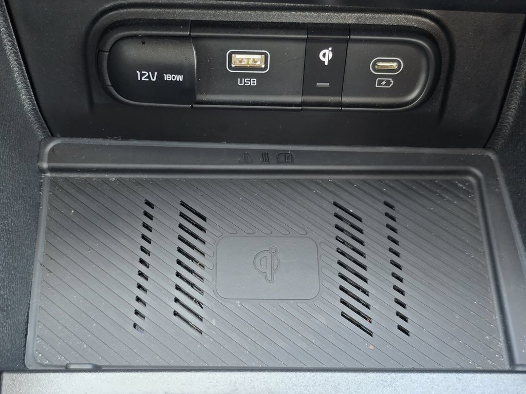 Certified 2025 Kia Sportage EX FWD image 28