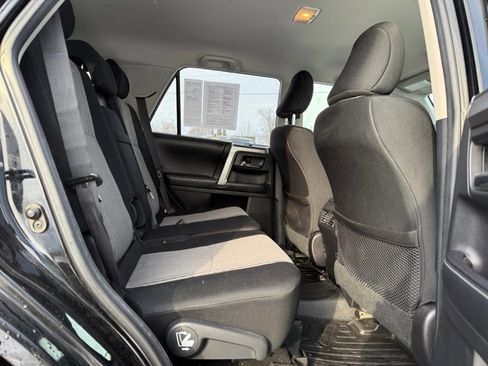 Used 2016 Toyota 4Runner SR5 image 28