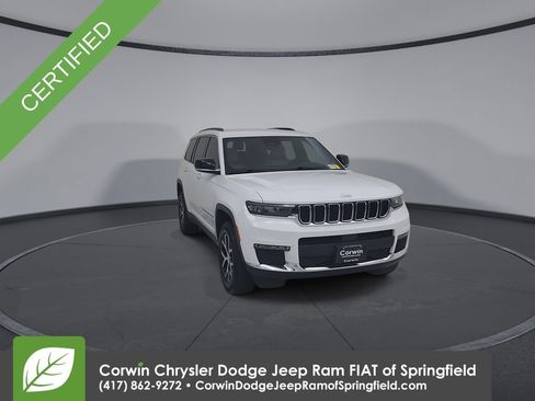 Used 2025 Jeep Grand Cherokee L Limited w/ Trailer Tow Package AWD/4WD image 4